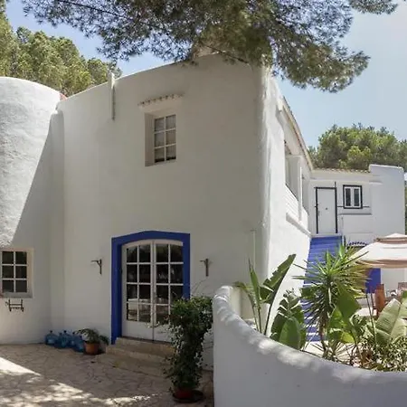 5 Min To The Beach & Hippy Market Villa
